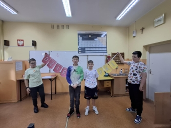 f9cac146-6c67-4236-80b9-0aa8cb7e893d