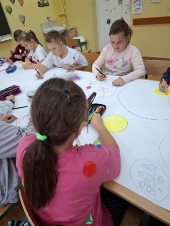 b3dc03a5-31e4-4d54-817f-818d231be397