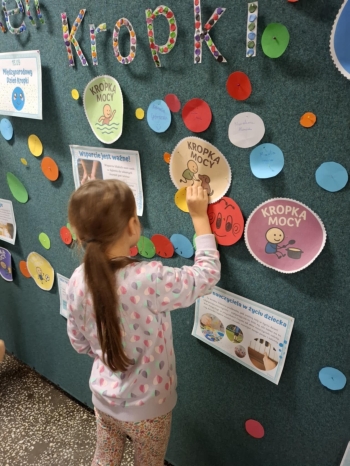 e53ae5f2-2e7a-441d-a228-b1925cc83d6c