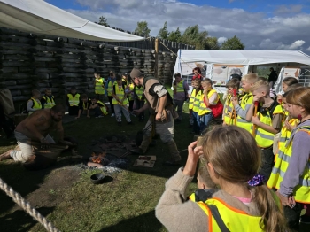 9ab57e39-7be2-47ab-89be-cbe7205dfe74