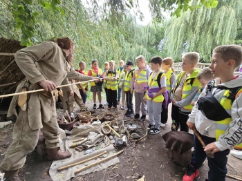 a8cf7163-8880-4114-899f-c314829df392