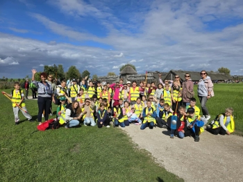 bbde2046-fabd-41f1-a915-d29cfaa6aefa