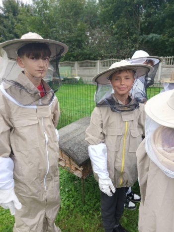 944a3d27-93b1-41d0-ba04-c0f77d69a8a7