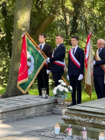 a3af8416-b970-4e40-8c6e-ecc64e964365