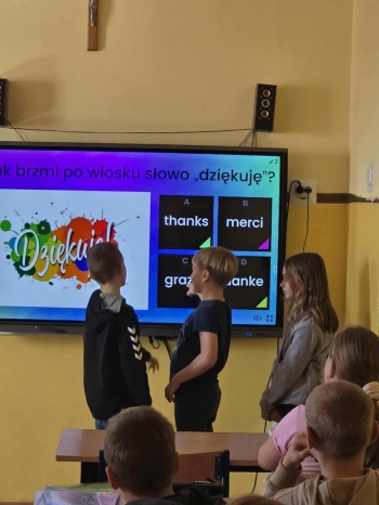 9b074b86-71cf-4842-b803-f1063693b41b