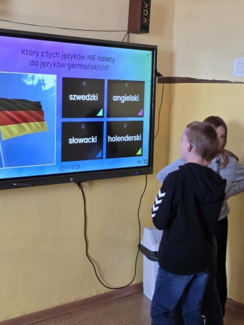 739def3a-d335-445f-b423-38843669c4c6