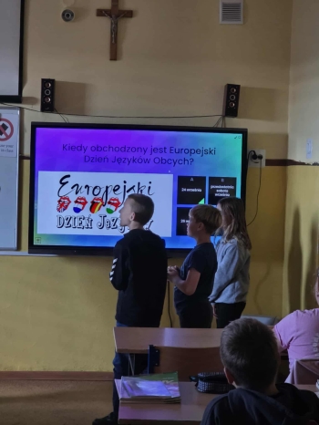 825b74e4-bfe7-4d88-a2de-069808fd0845