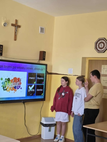 f0e24090-63a8-4e19-adef-44753207566e