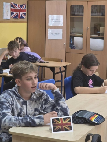 a09e2837-ee1e-4d8a-bd5c-f0fb311e13a5