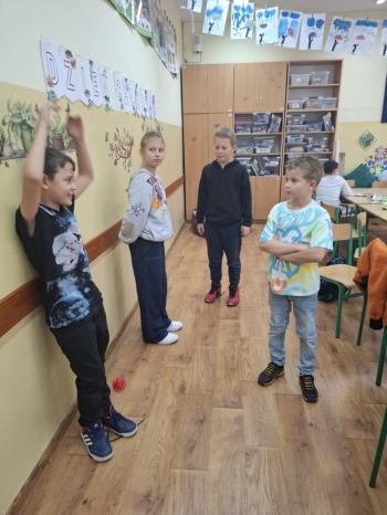 6b05ac29-66c2-4b44-96fb-a8de782adc77