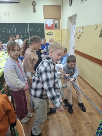 99be7b4f-3944-4282-802d-69865b54ade9