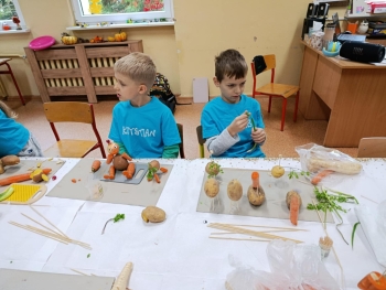 7c5083f6-cb25-47f7-beb9-5b0f89d018ad