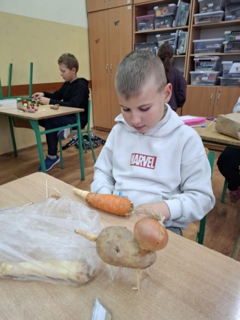 895c042c-57a2-497c-83d5-eacb6b937859