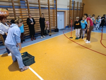 d29a1137-cfe9-4d93-9ea0-2c5208771bef