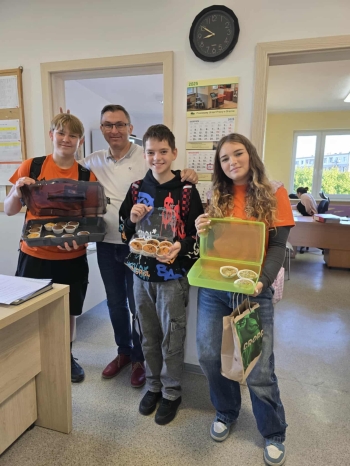 0dbcfcba-4d2f-40e6-a4b1-eafaea4fed27