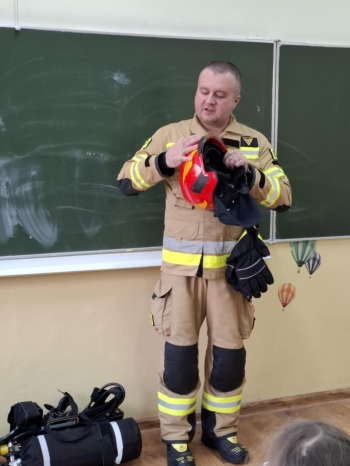 3bc3f2dd-8758-42be-88e2-01a84a466056