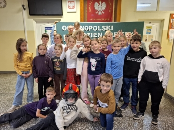 4f3e90e2-acb5-4f89-a402-9d4293a05a9d