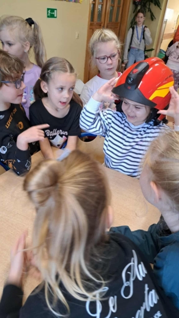 a9a3a282-60e4-4534-9799-42b5449ff7c3