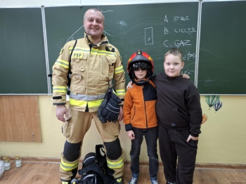 f70314e2-3b98-4926-a202-5c1335ea52e9