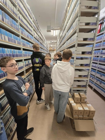 1cc016fb-261e-4f16-9e75-7abf973aee31