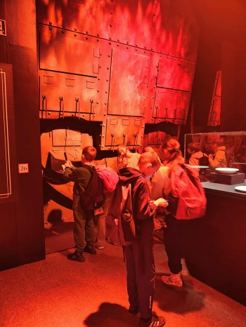 b255f577-7b33-460f-be73-62f975e9059e