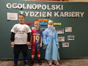 b760c563-da2a-40d3-a432-7dfe54f276fd