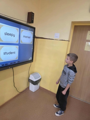 6993bd3f-9491-4851-9dde-4adc3b4f26fd