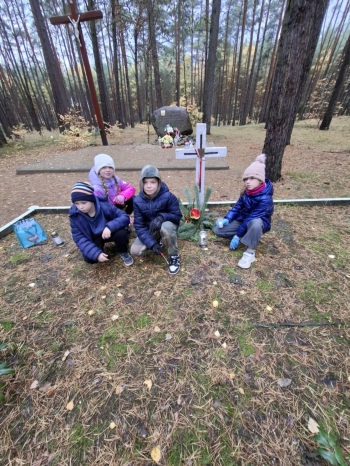 6aaa9c9e-6c2f-443a-bc26-1fbe6a01dbea