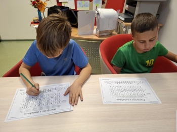 0dabe5a5-57f5-413a-ae3b-4ddf03d7340d