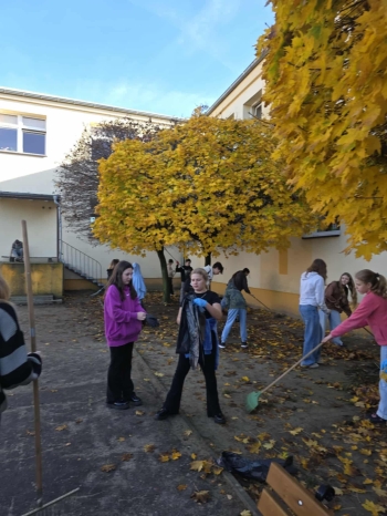 8ce71a03-348a-4423-8f1e-009381689022