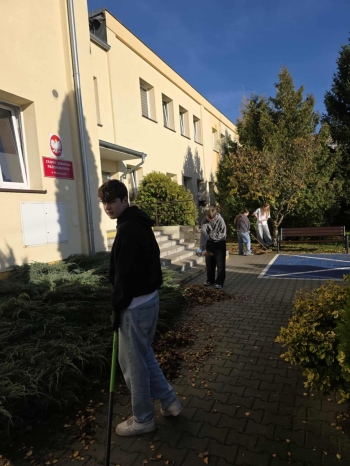 e3e3f5f1-3b91-4aec-99ee-f13ba46b6168