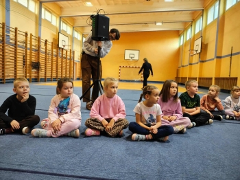 6b48c240-24ea-48f7-92b0-331da342ee1c