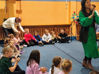 fee07b3a-0fa3-4270-a51a-bf6d5a2b4214