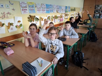 0d64086f-9acf-42e4-8e64-4e8df337cb83