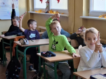 587a9aa4-9e77-4acc-98ad-3b93d3009164