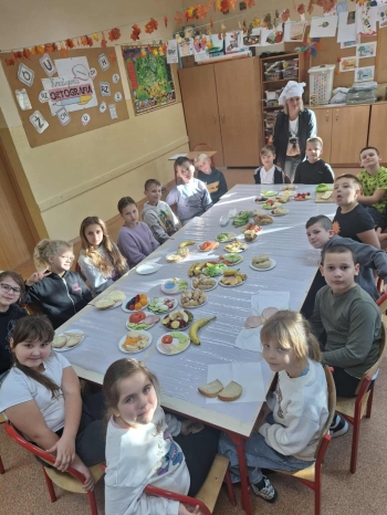 2c069180-1689-4b3c-8f14-18cb981391fe