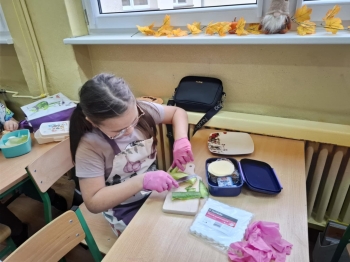 d51f54ee-7ef6-4908-81a6-a309d0bf90b1