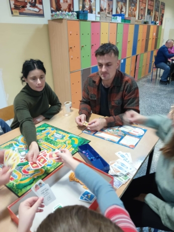 ef5a5d5a-ffe4-457b-b9a2-7dbd1981b400