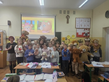 e8c6fa6b-16c4-4ddf-a82c-73de1c95e62a