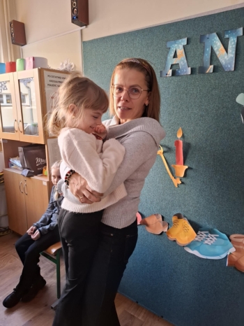 6b047bfe-bd55-49f4-8dad-23e6a1e592b6