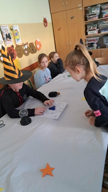 63cb9dfb-ca22-46f7-bc2b-fe7d97bdf313