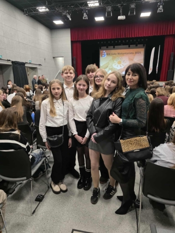 32046441-6f60-42f6-93f6-4486f018c76f