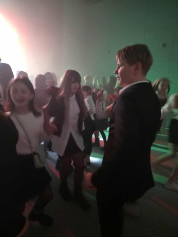 b2149c0d-95ee-48b5-bac1-f568895cba91