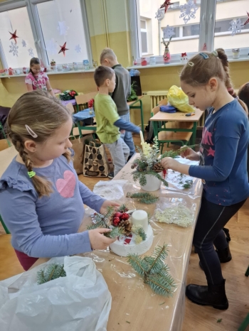 b897b660-5cee-46f8-b41a-1bc73b066912