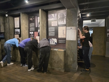 8a80816b-f0f8-430f-8549-b3569482893e