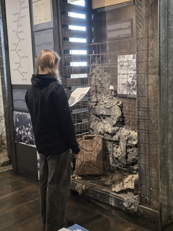 e97981b0-b368-4578-a547-884a0301d9bb