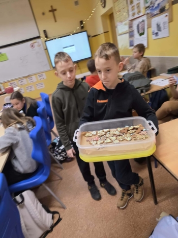 3ee95080-b672-44ed-8e9f-59ca962c0705