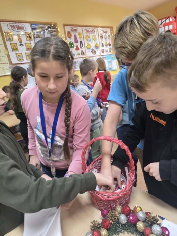 8cbc74dc-490c-40bc-a411-5ac3ff47063c