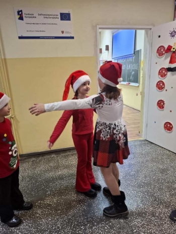 7b3d64ef-fdb2-45b8-8979-3d76a498415f