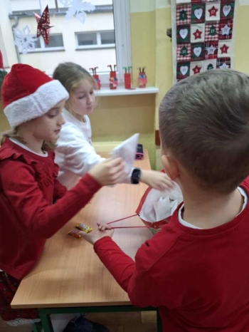 24b89a21-5279-4672-8bd4-c19b9b69576b